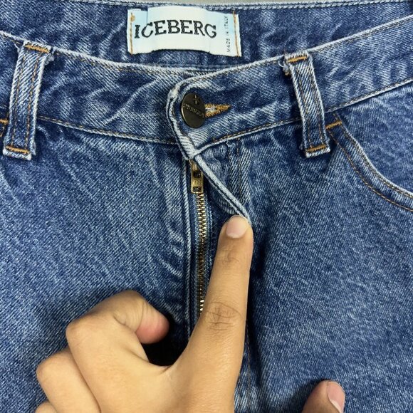 Vintage ICEBERG Jeans Mens Size 30X29 Blue Straight Leg Embroidered - Picture 3 of 15